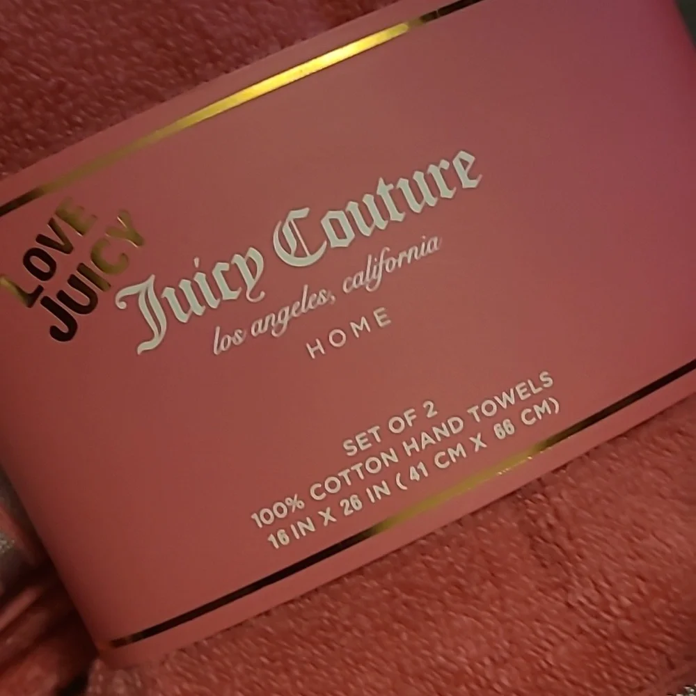 Juicy Couture Pink Bath Towel Set